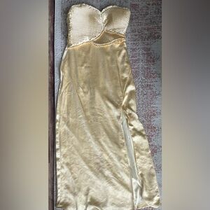 Meshki Strapless Satin Gown – Yellow (Size L)